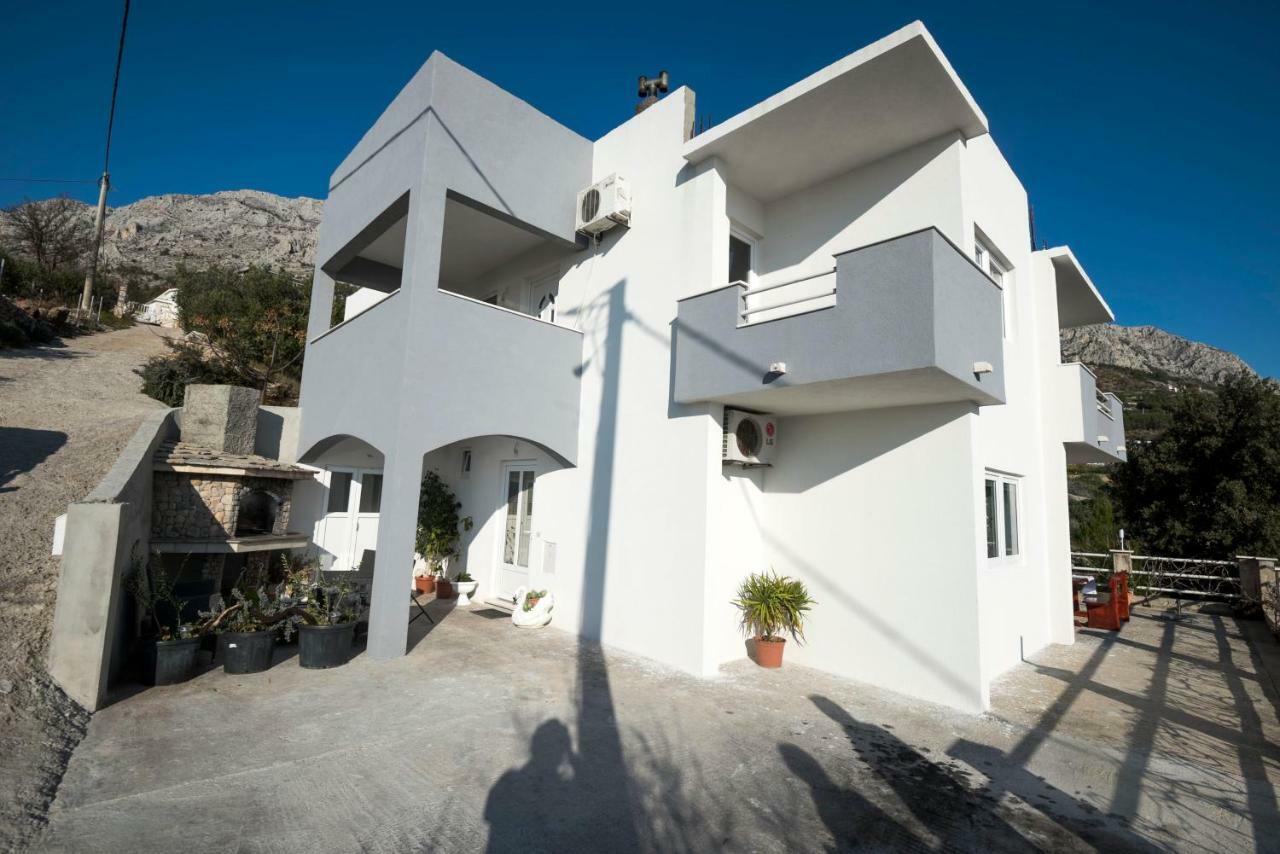 Stanici Apartments Mikas מראה חיצוני תמונה